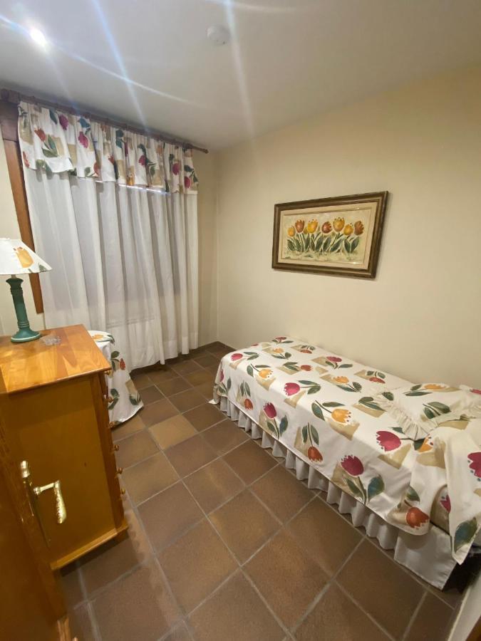 Vila Cal Cuaresma Isona Exteriér fotografie