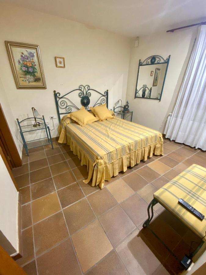 Vila Cal Cuaresma Isona Exteriér fotografie