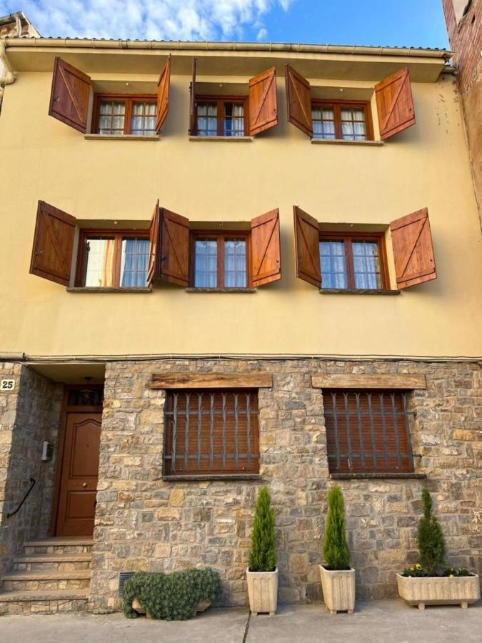 Vila Cal Cuaresma Isona Exteriér fotografie